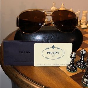 💯 Authentic Prada Sunglasses